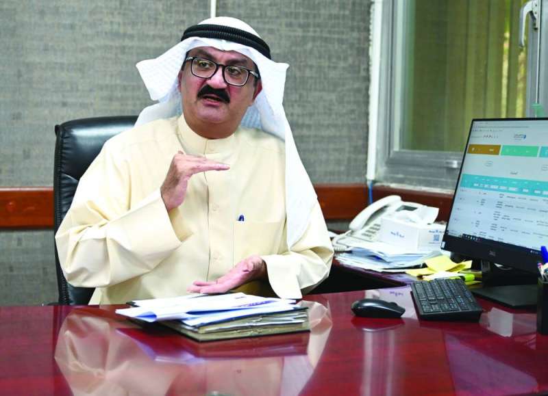 عبدالعزيز الكندري (تصوير أسعد عبدالله)