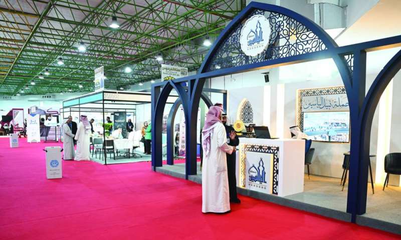 جانب من الأجنحة المشاركة 