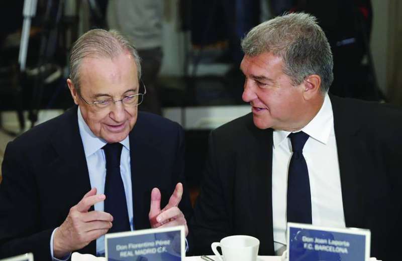 خوان لابورتا وفلورنتينو بيريز في لقاء سابق