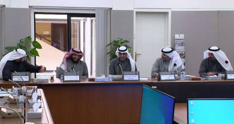 جانب من اجتماع اللجنة