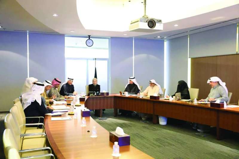 المطوع مجتمعة بمديري المناطق التعليمية