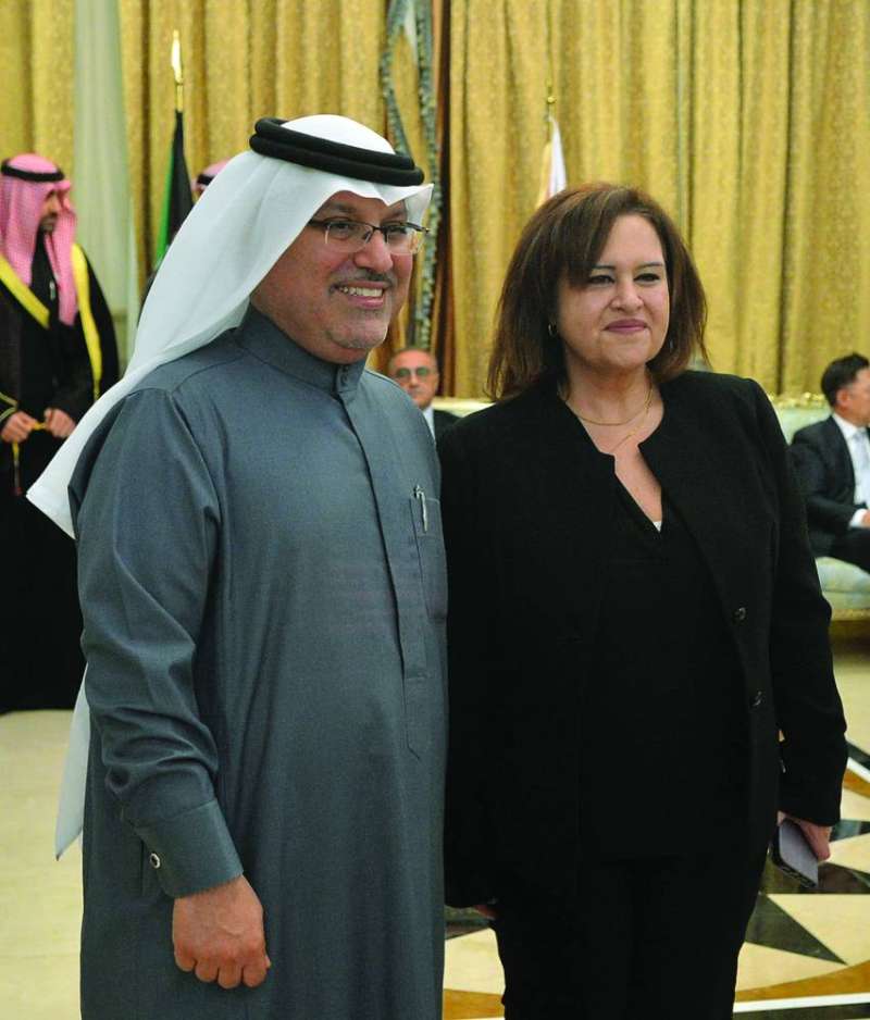 


المالكي مع نسرين ربيعان 