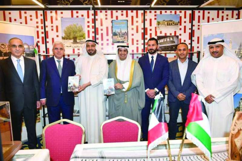 


خلال افتتاح معرض الكويت الدولي للكتاب 