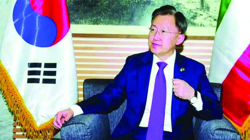 


سفير كوريا الجنوبية 