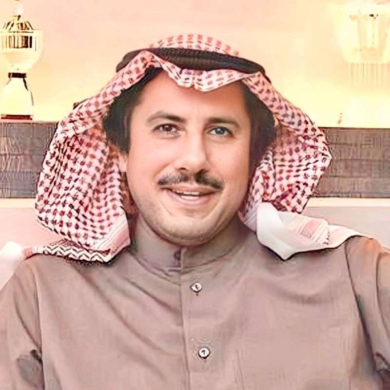 السفير الشيخ عزام الصباح