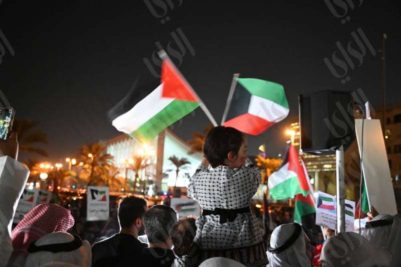 وقفة تضامنية مع فلسطين في ساحة الإرادة (أرشيفية  تصوير أسعد عبد الله)