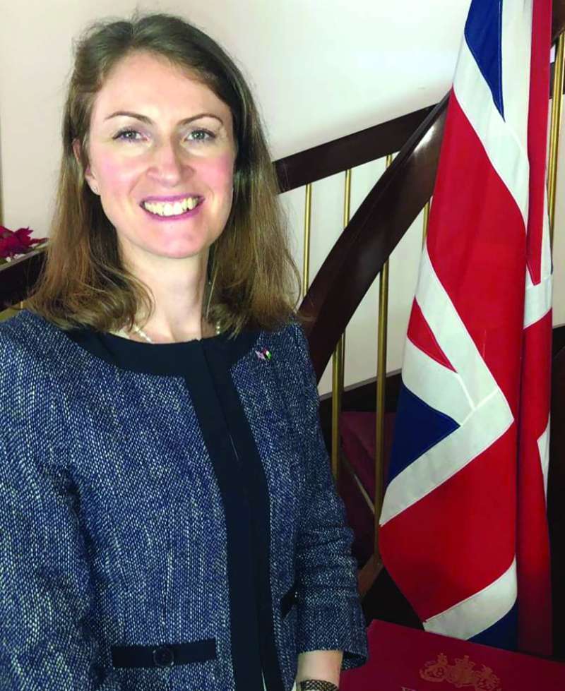 


بليندا لويس 