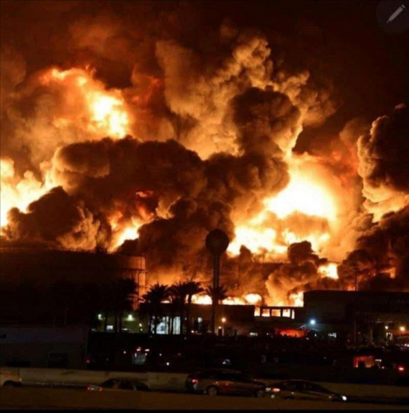 قصف أميركي - بريطاني قرب صنعاء مساء الجمعة