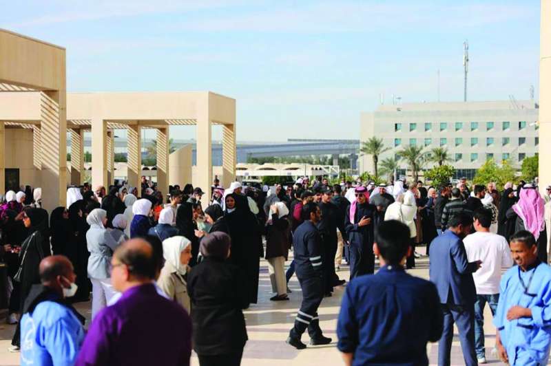 


جانب من الإخلاء الوهمي 