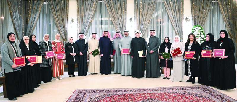 


المكرّمون في لقطة جماعية	 (تصوير نايف العقلة) 