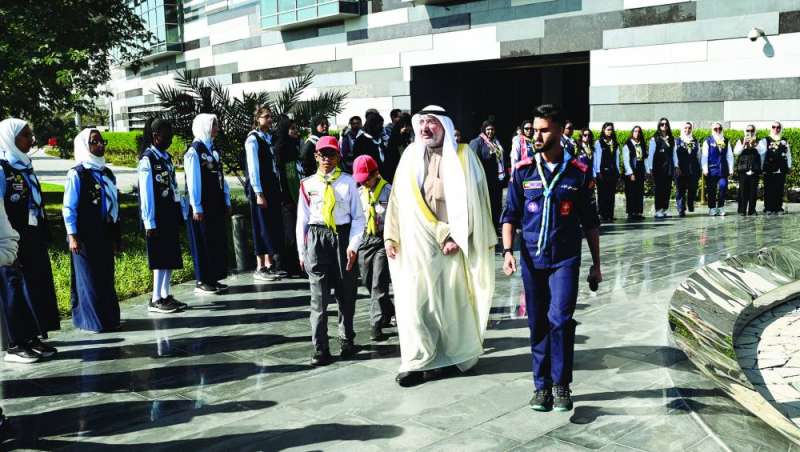 وزير التربية في احتفالية رفع العلم