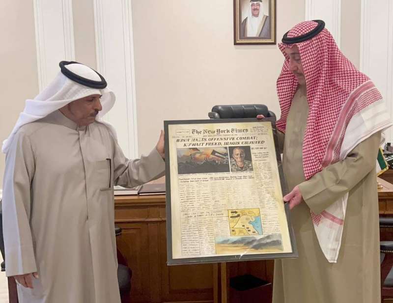 الحمود خلال استقباله الدكتور فهد الحربي