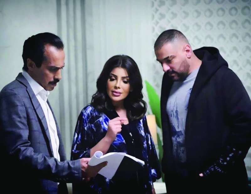 إلهام الفضالة تتوسط شهاب جوهر وتركي اليوسف