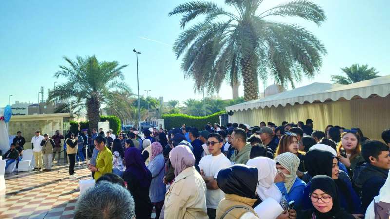 حضور كبير منذ الصباح الباكر