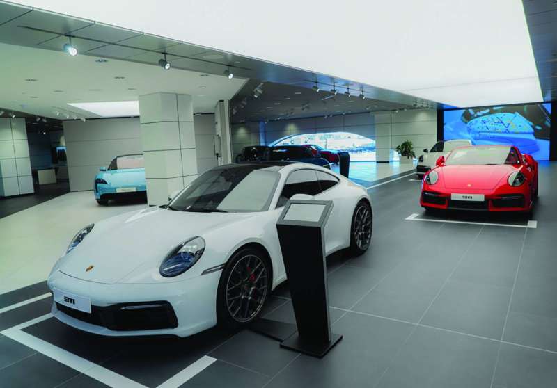 


صالة عرض مركز بورشه الشويخ 