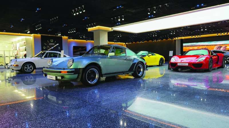 


مركز بورشه للتجربة 