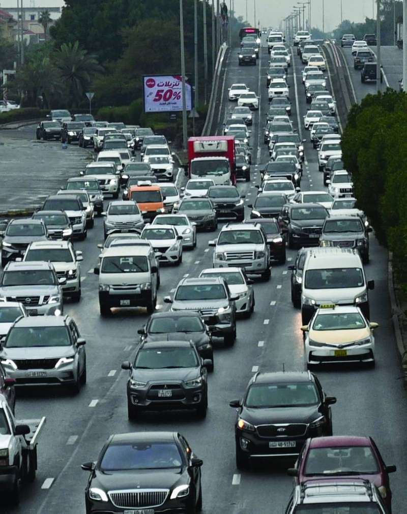 الأمطار فرضت حركة خفيفة على الطرق				(تصوير نايف العقلة) 