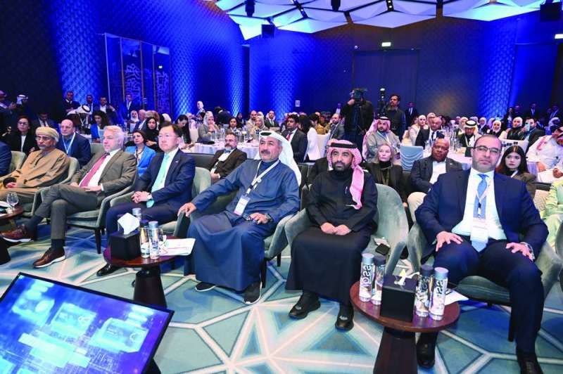 


جانب من الحضور في افتتاح المؤتمر 	(تصوير أسعد عبدالله) 