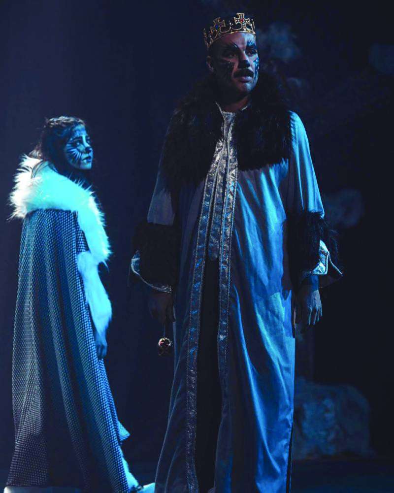 


مشهد من العرض 