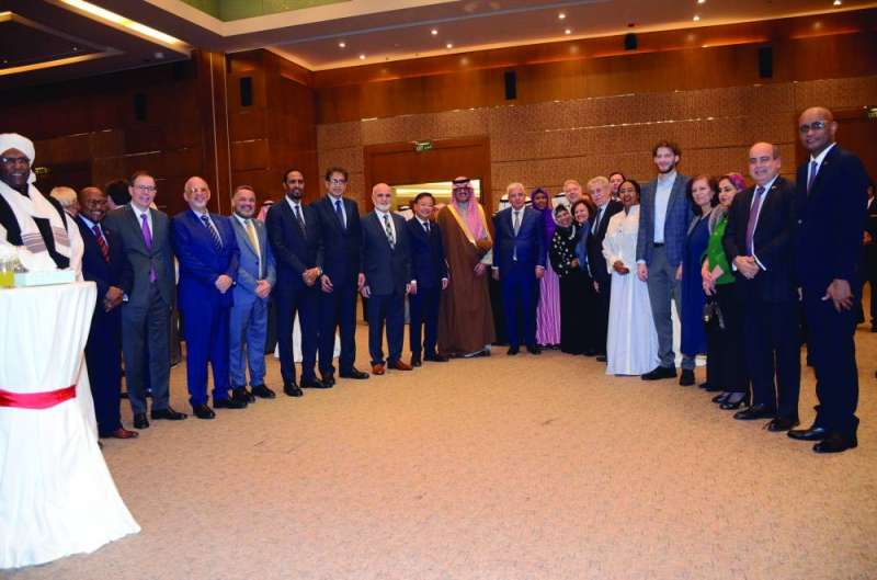 حضور ديبلوماسي مُتميّز