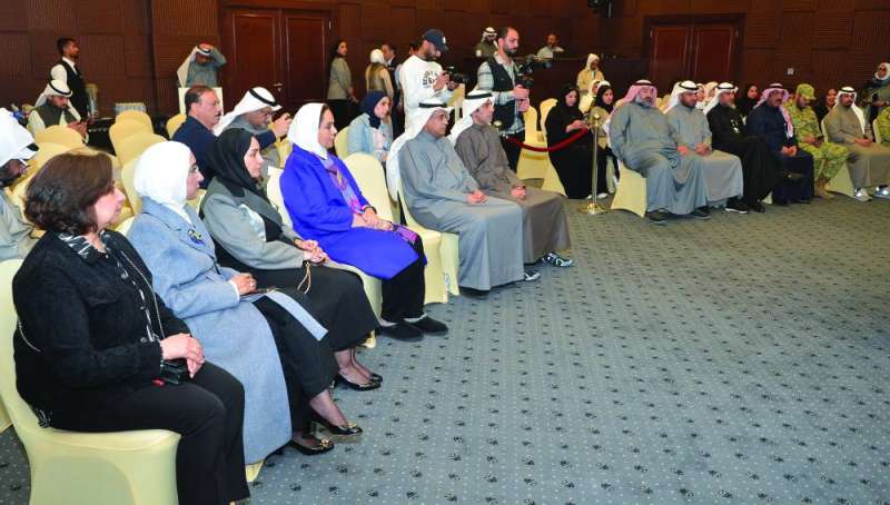 جانب من الحضور في المؤتمر الصحافي 