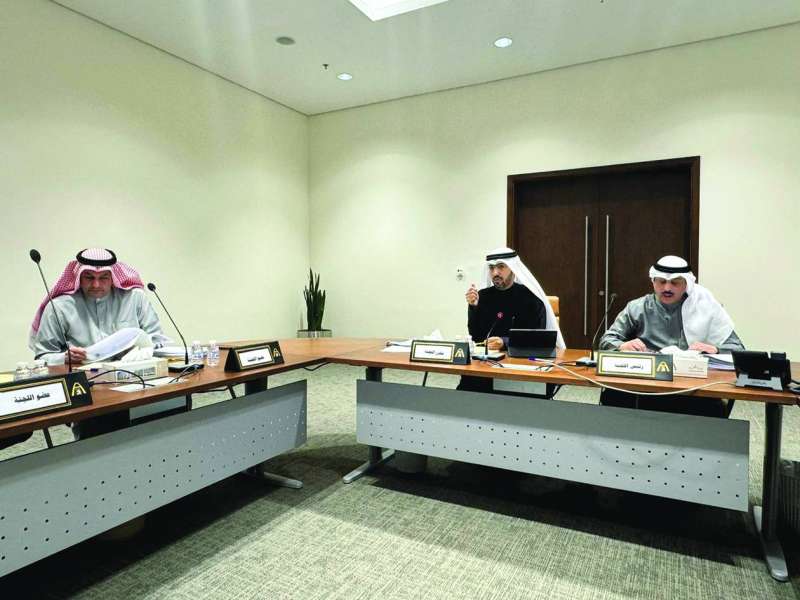 


جانب من اجتماع لجنة الجهراء 