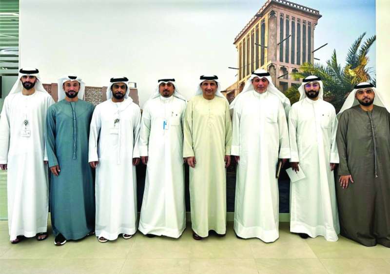 


وفد «القوى العاملة» مع مسؤولي وزارة الموارد البشرية والتوطين الإماراتية 