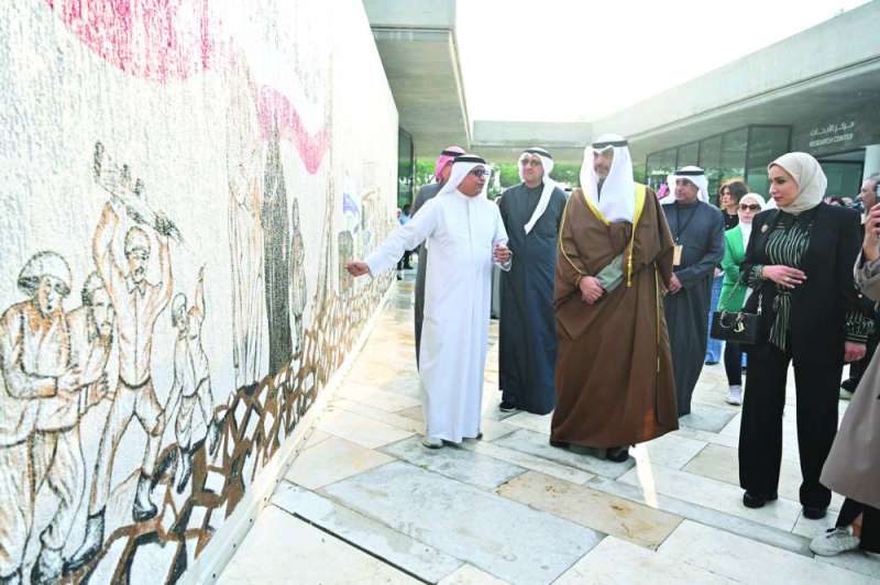 الاطلاع على رسومات تخلد الشهداء 