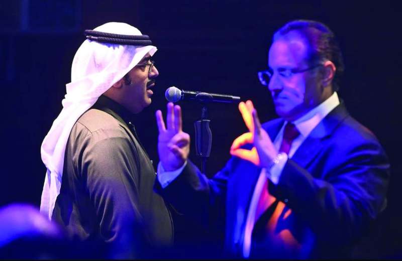 فيصل المسعود ويبدو المايسترو محمد باقر