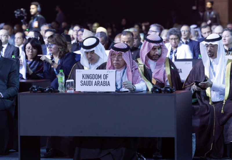 ماجد القصبي خلال مشاركته في الاجتماع الوزاري لمنظمة التجارة العالمية في أبوظبي