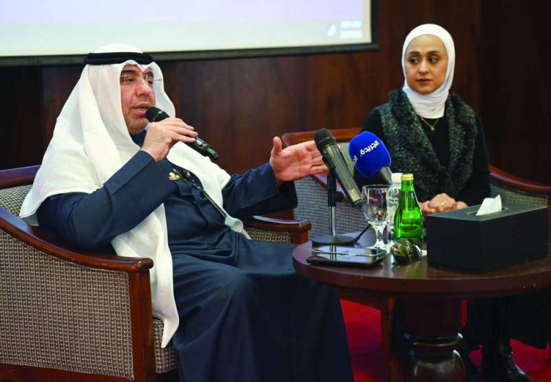 


الزامل وشروق القفاص خلال المؤتمر 	 (تصوير نايف العقلة) 