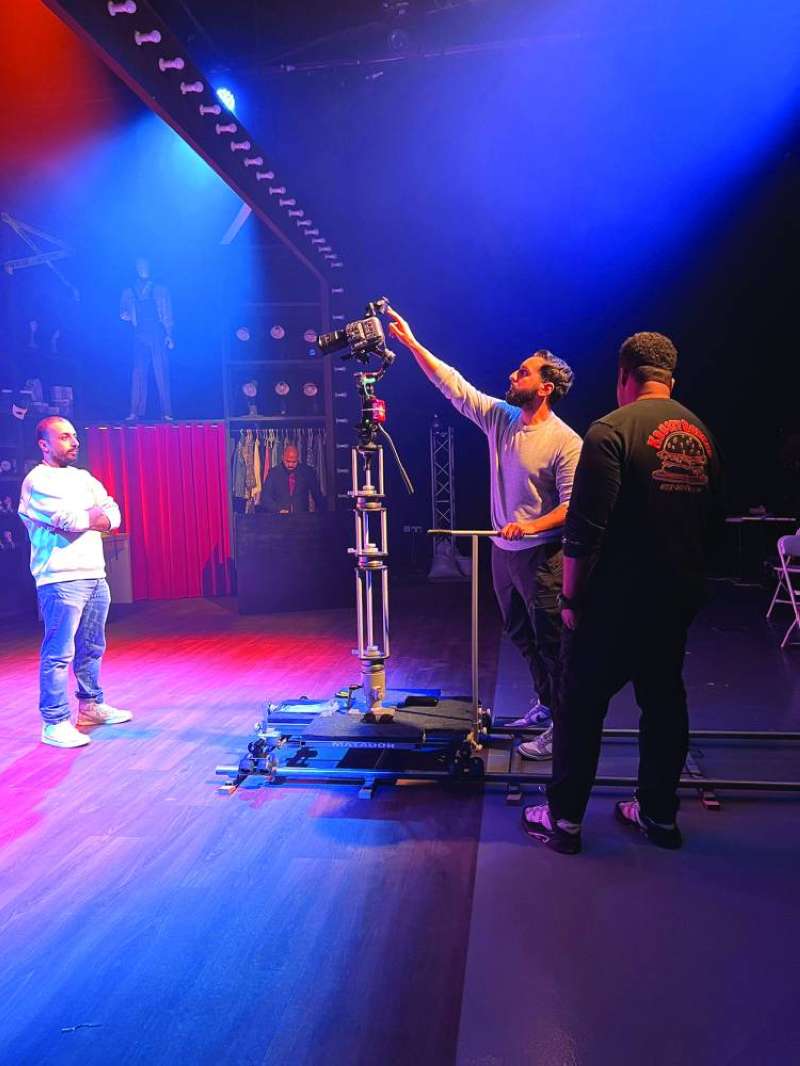 


متابعة من المخرج ومدير التصوير 