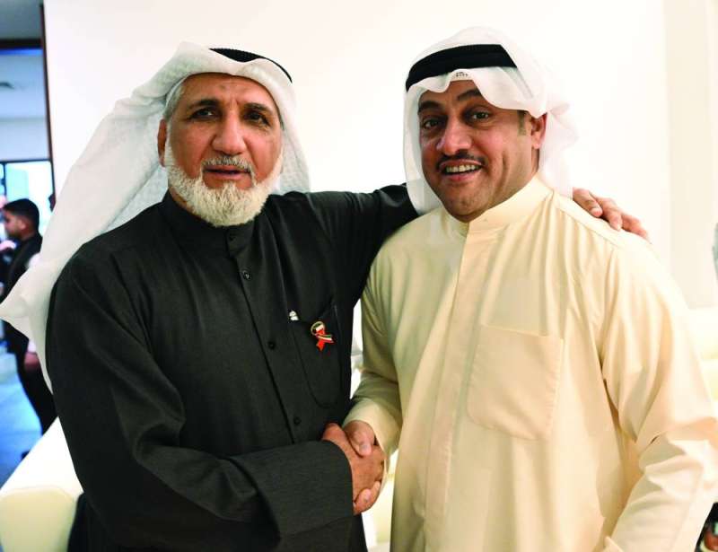 


طلال الخرافي وسهر 