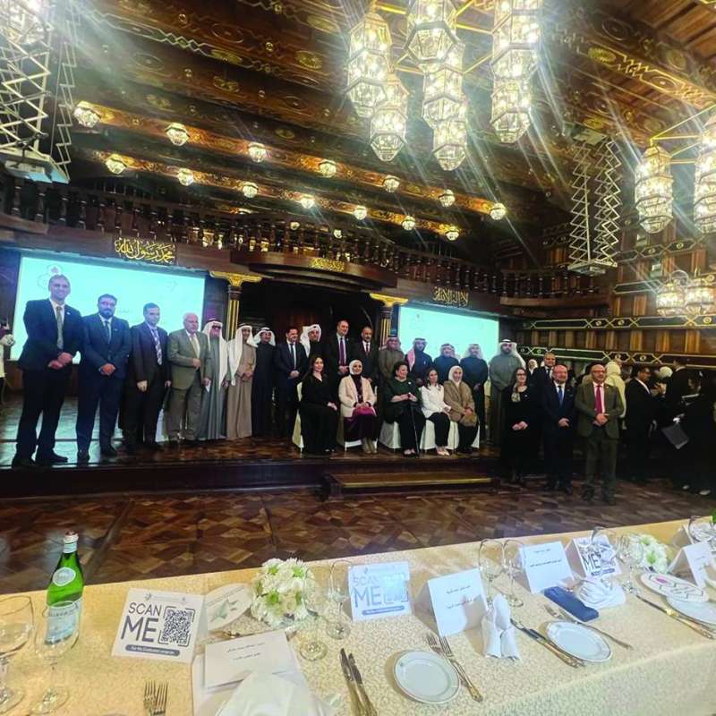 الغانم متوسطة المكرمين الحاصلين على الدبلوم المهني في التعليم