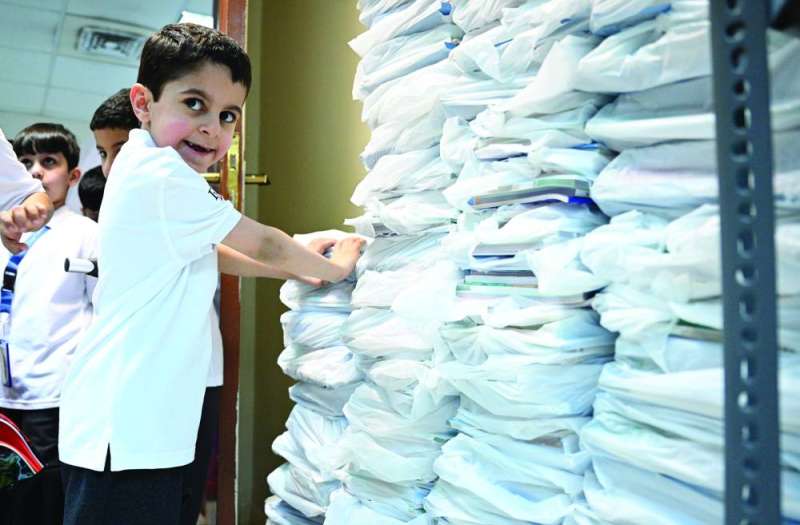 الكتب المدرسية... بين الملاحظات والتحديات