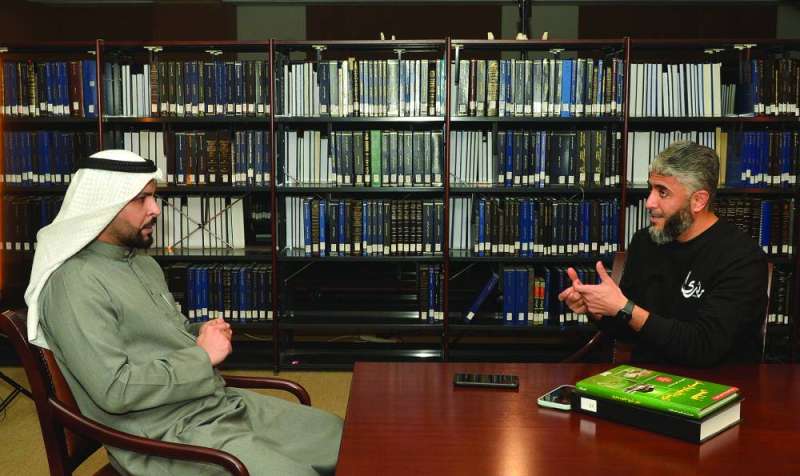 


فهد الكندري متحدثاً للزميل فيصل التركي 