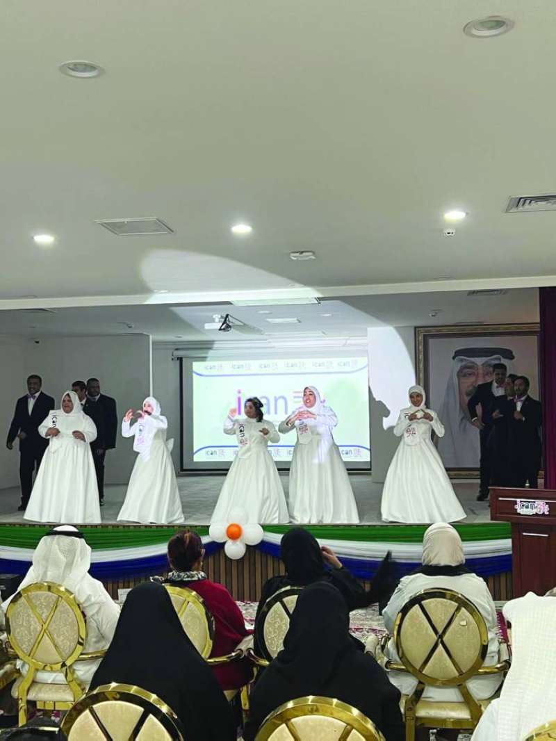 فقرة فنية من فعالية الافتتاح