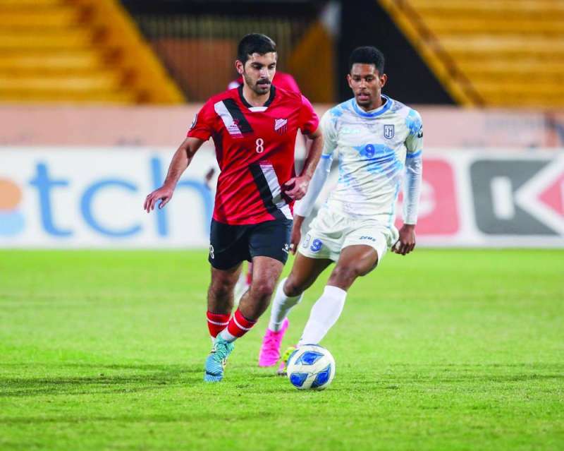 


 من لقاء الذهاب بين الفريقين 