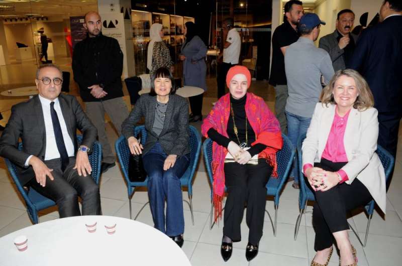 سفراء أميركا وأستراليا وتونس مع القنصل العام المصري هبة زكي