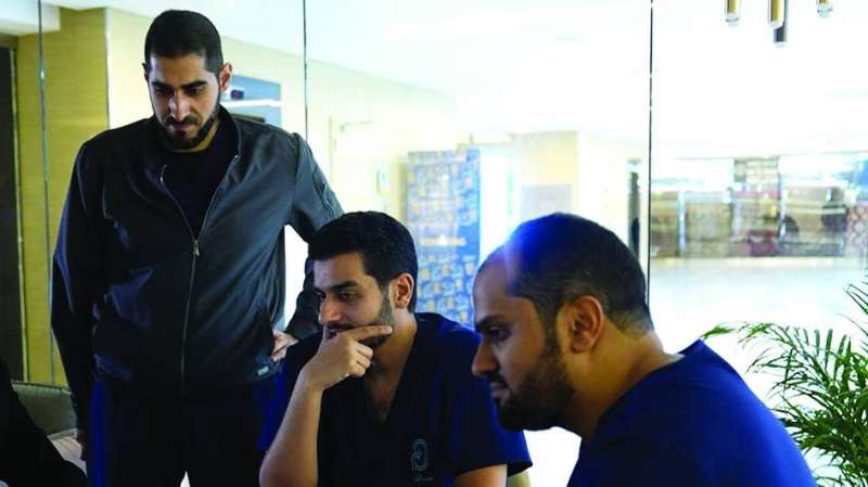 


فريق «طبيب الديوانية»... في الكواليس 