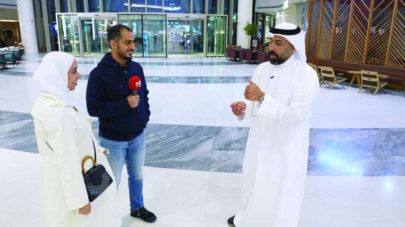 


في كل واحدة من البطاقات أربعة أسئلة بقيمة 120 ديناراً كويتياً 