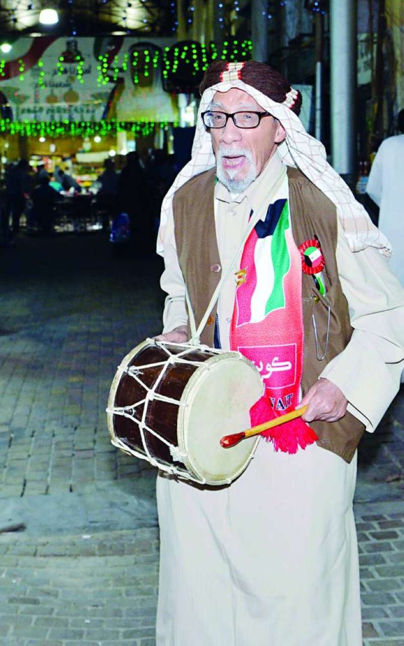 


«بوجسوم»... وشخصية «أبوطبيلة» 