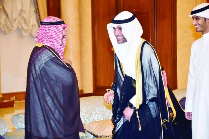 مرزوق الغانم مهنئاً