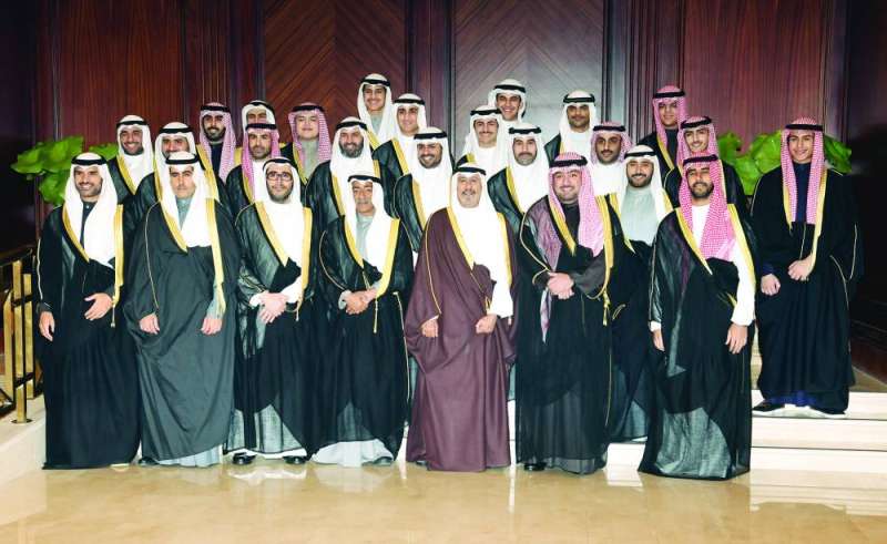 صورة جماعية لشيوخ قصر المسيلة