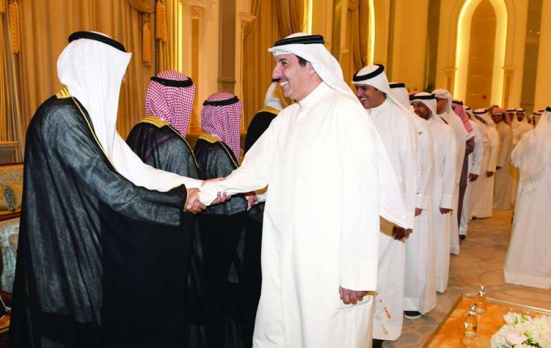 


مرزوق الخرافي مُقدّماً التهاني 