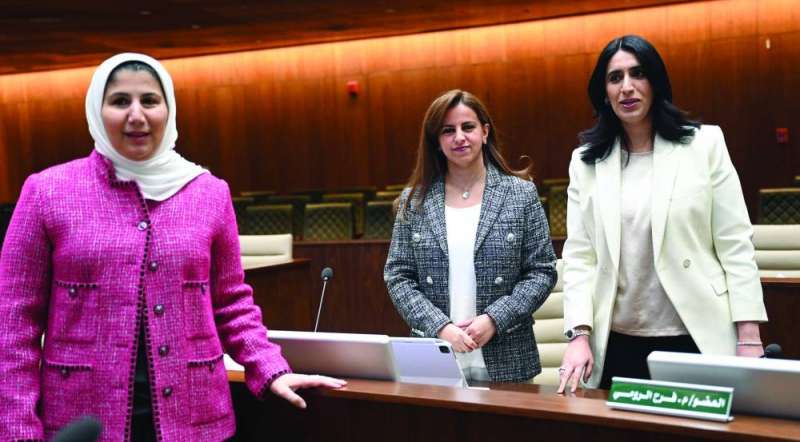 فرح الرومي ومنيرة الأمير وعلياء الفارسي 