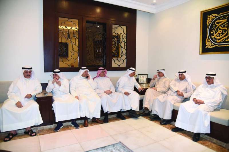 
قياديو «الخارجية» 