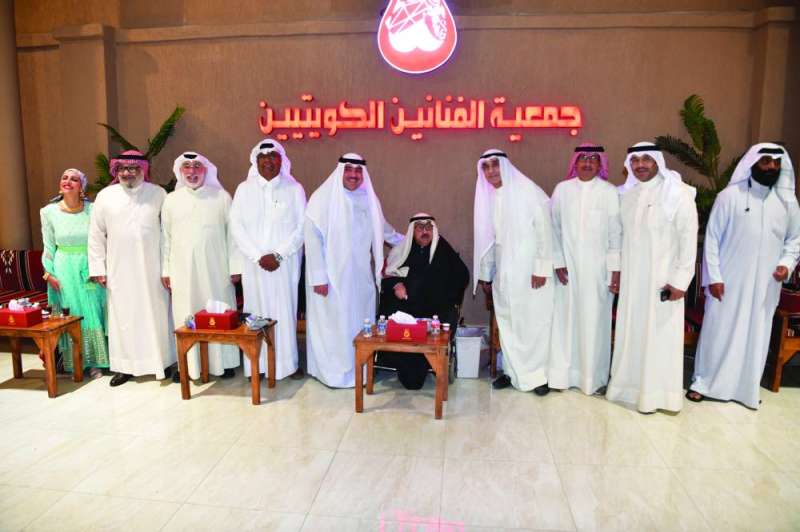 


الحضور في لقطة مع «شادي الخليج» 