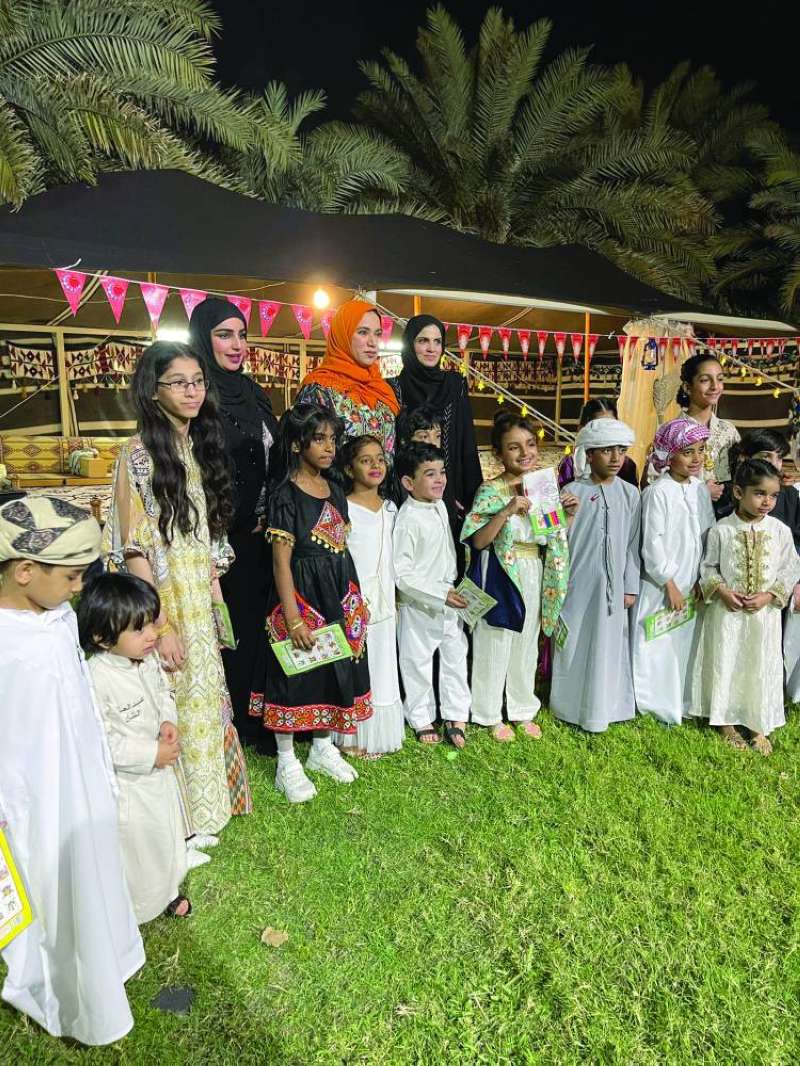 


عدد من أبناء الجالية خلال الغبقة 