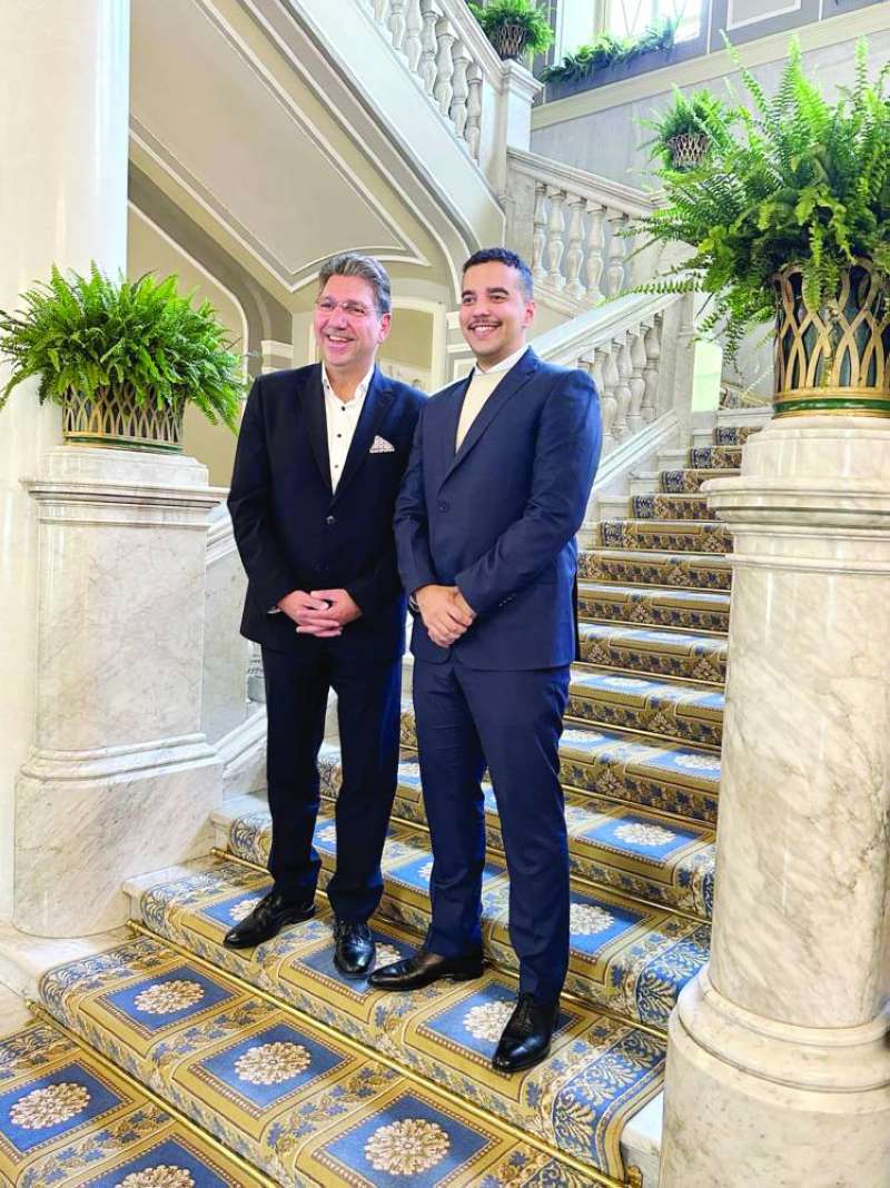 


عبدالرحمن أبو الخير وجيوفاني دي فيليبو 